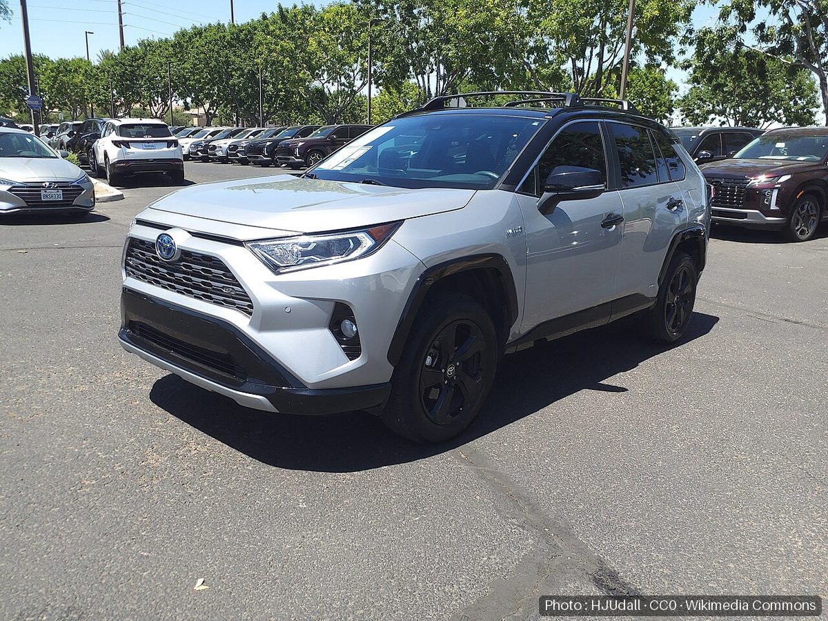 Toyota RAV4, photo 1